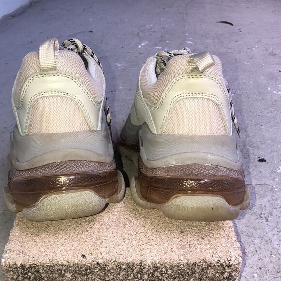 Balenciaga Triple S - Picture 6 of 10